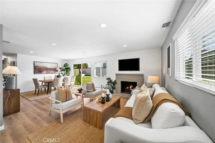 621 S Corta, Santa Ana, California 92704