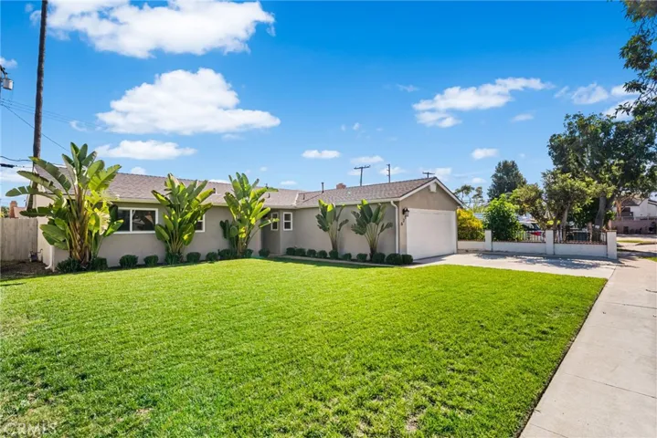 621 S Corta, Santa Ana, California 92704