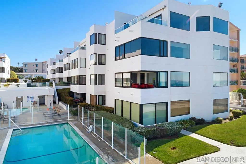 100 Coast 405, La Jolla, California 92037 home-pic-45
