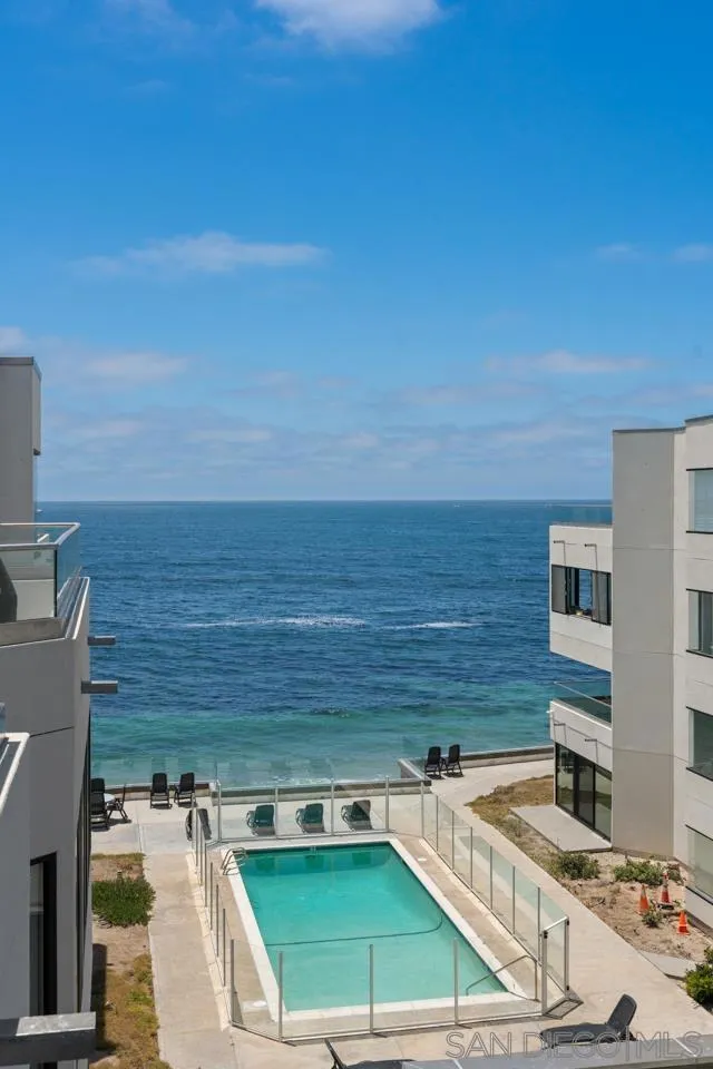 100 Coast 405, La Jolla, California 92037 home-pic-25