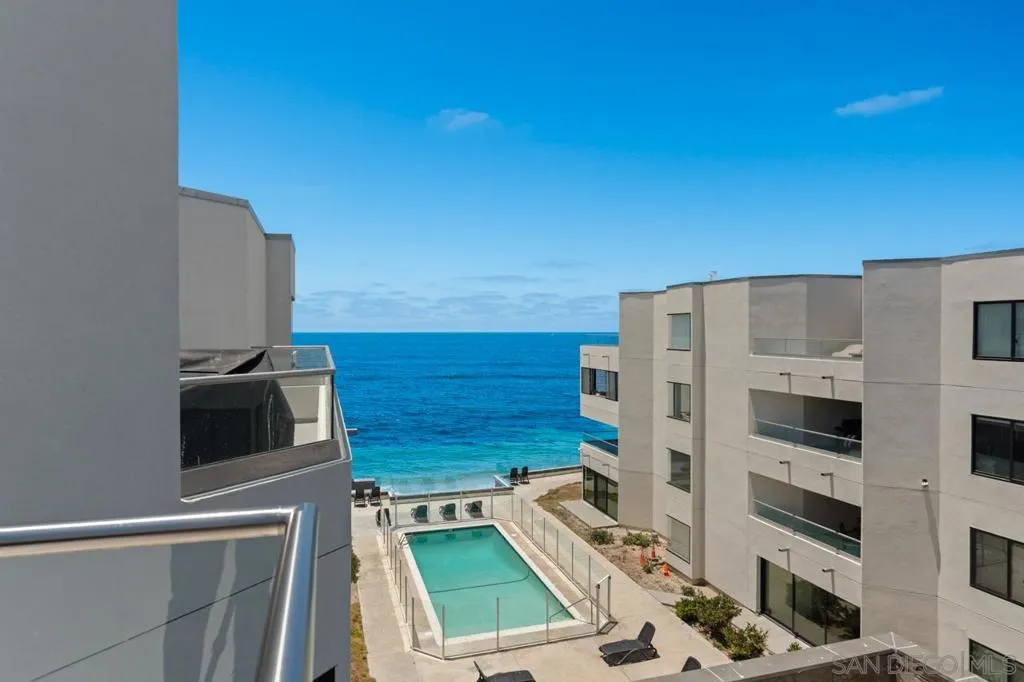 100 Coast 405, La Jolla, California 92037 home-pic-26