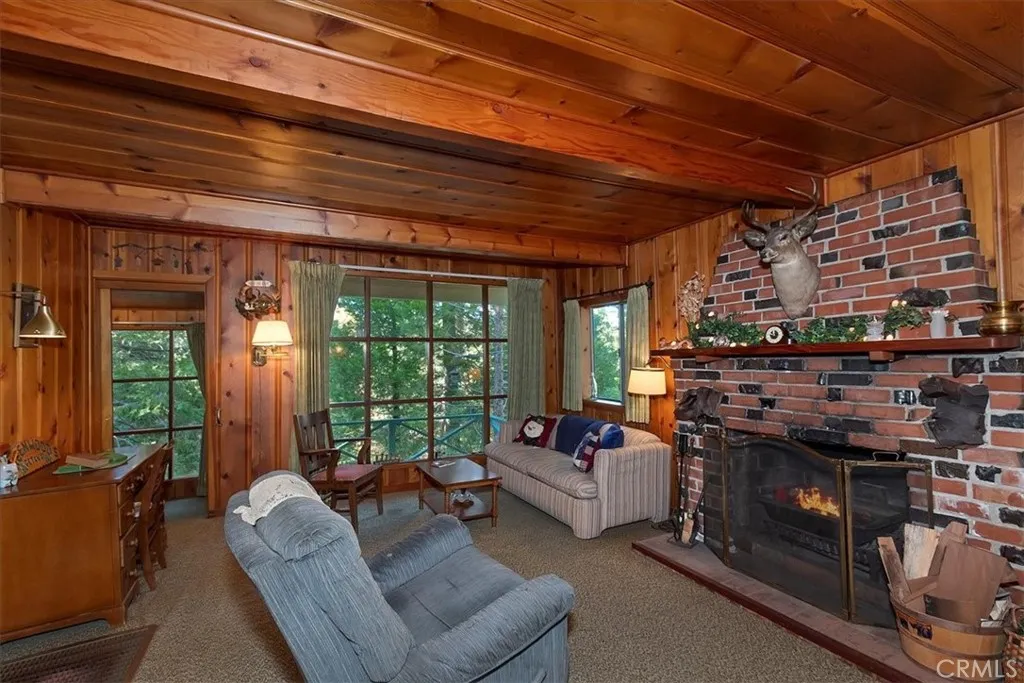620 Cedar Lane, Twin Peaks, California 92391 home-pic-2