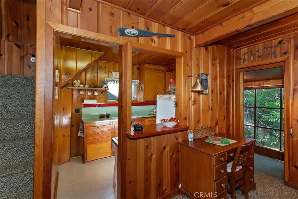 620 Cedar Lane, Twin Peaks, California 92391 home-pic-16