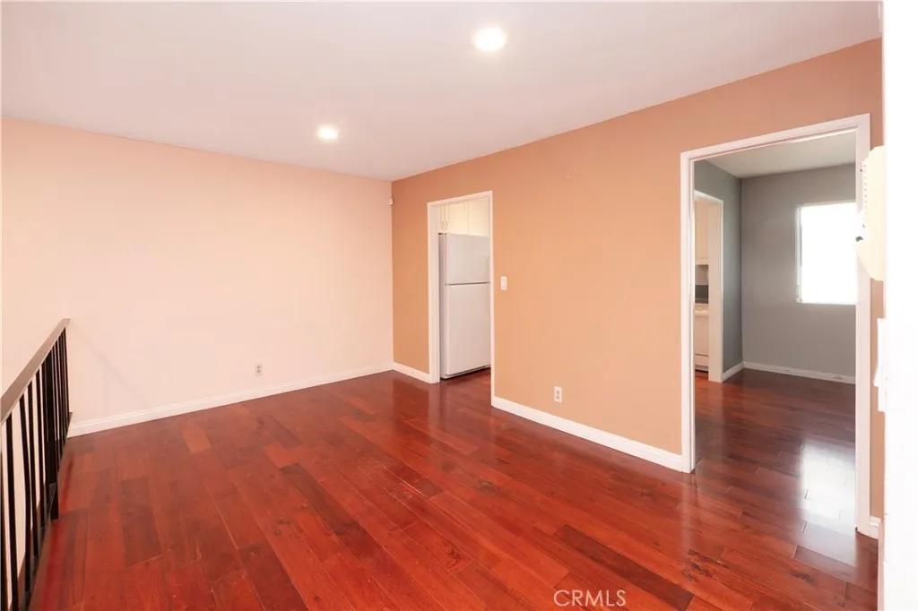 12334 Chandler, Valley Village, California 91607 home-pic-13
