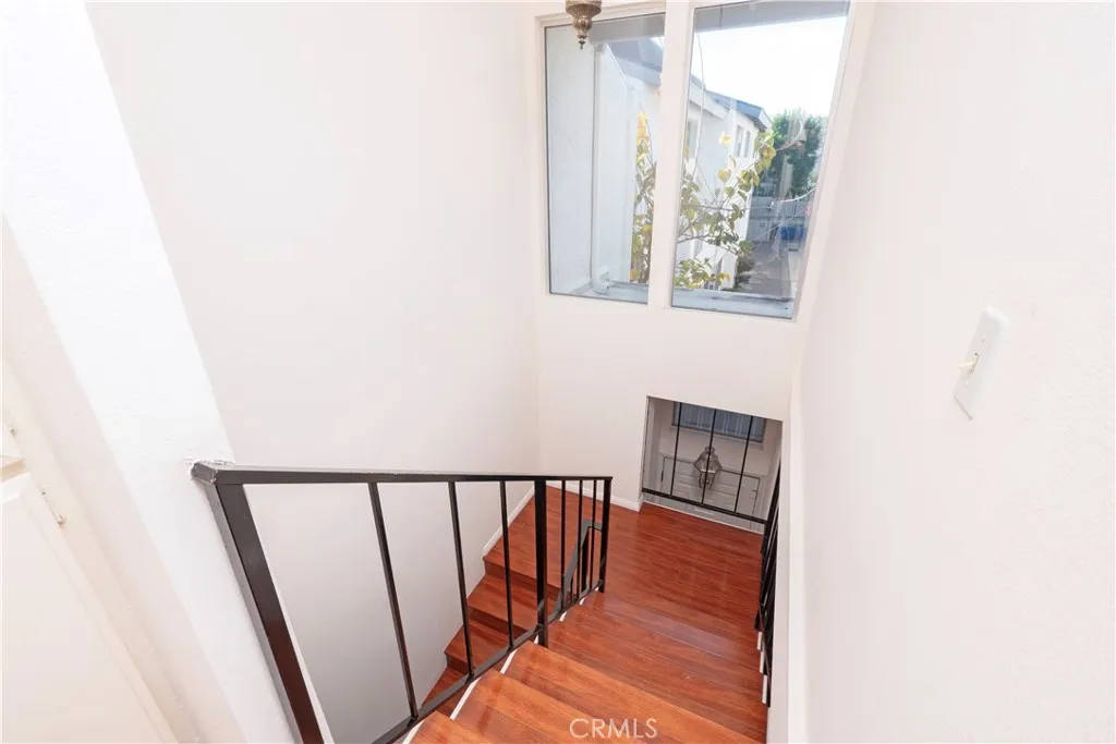 12334 Chandler, Valley Village, California 91607 home-pic-21