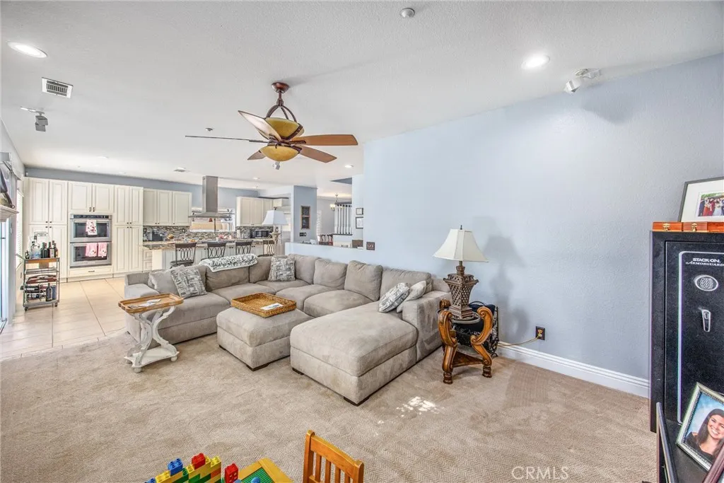7813 Santa Angela, Highland, California 92346 home-pic-12