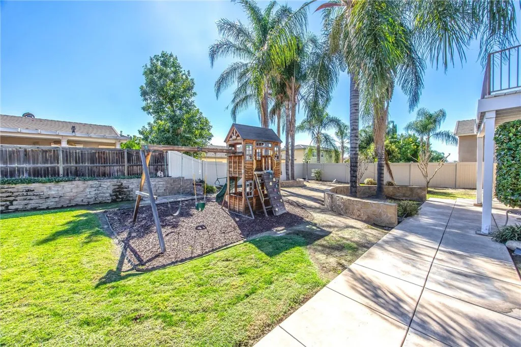 7813 Santa Angela, Highland, California 92346 home-pic-40