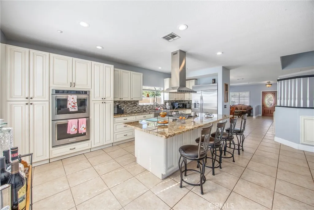 7813 Santa Angela, Highland, California 92346 home-pic-8