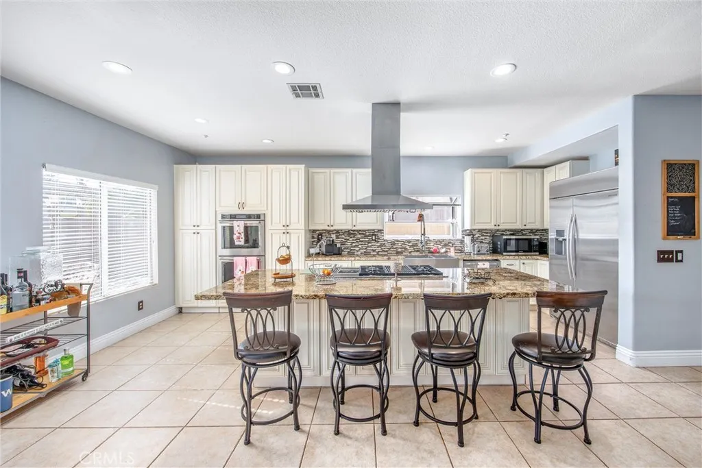 7813 Santa Angela, Highland, California 92346 home-pic-14