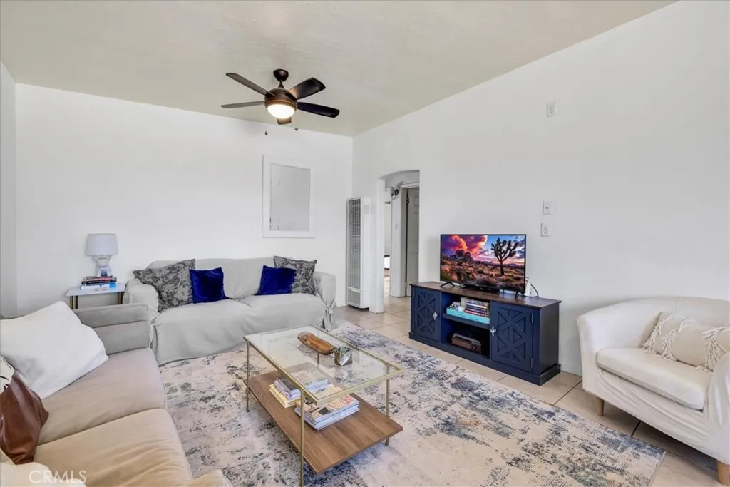 74825 Alta Loma, 29 Palms, California 92277 home-pic-5