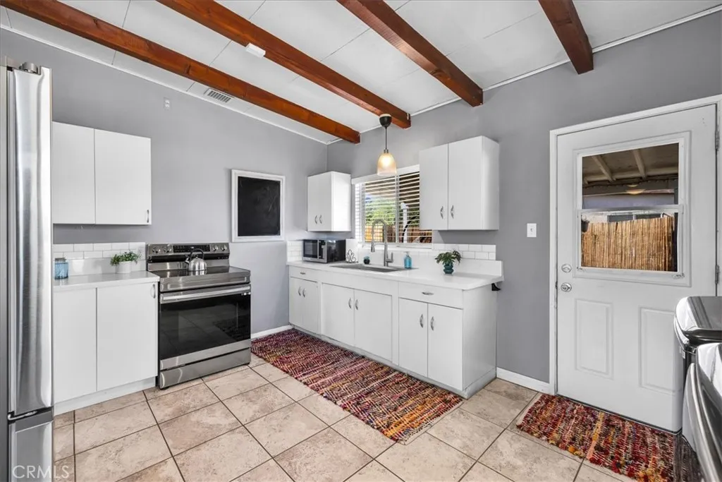 74825 Alta Loma, 29 Palms, California 92277 home-pic-10