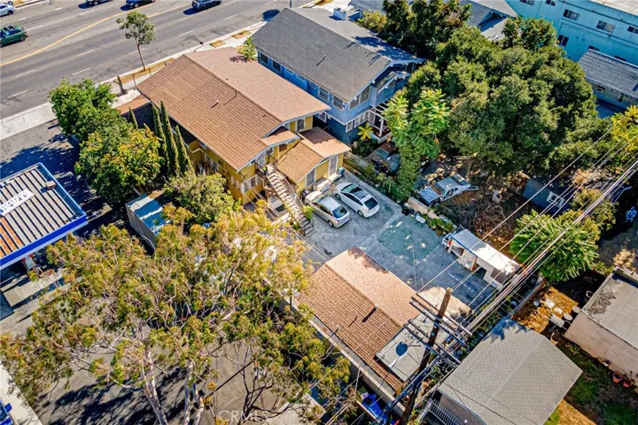 1929 Crenshaw, Los Angeles, California 90016