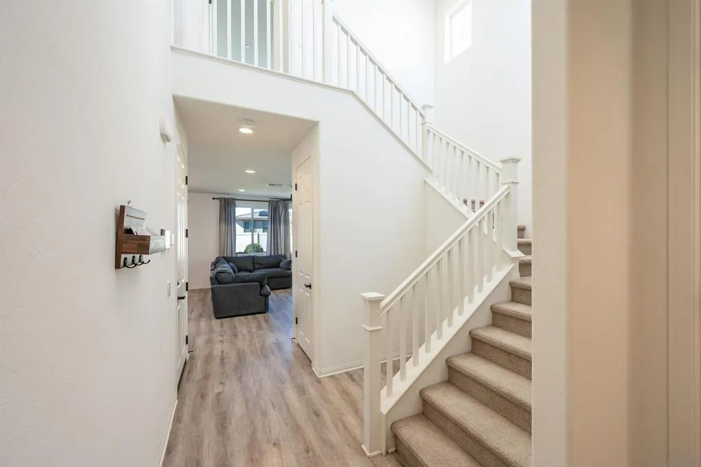 39297 Kindler Ln, Temecula, California 92591 home-pic-14