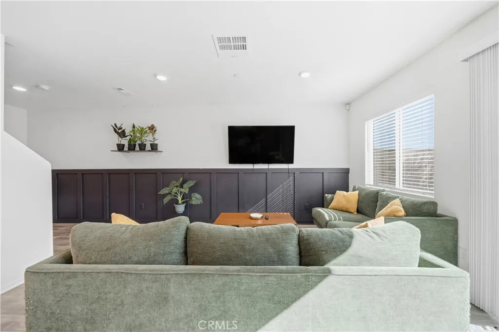 30927 Tempest Court, Winchester, California 92596 home-pic-6