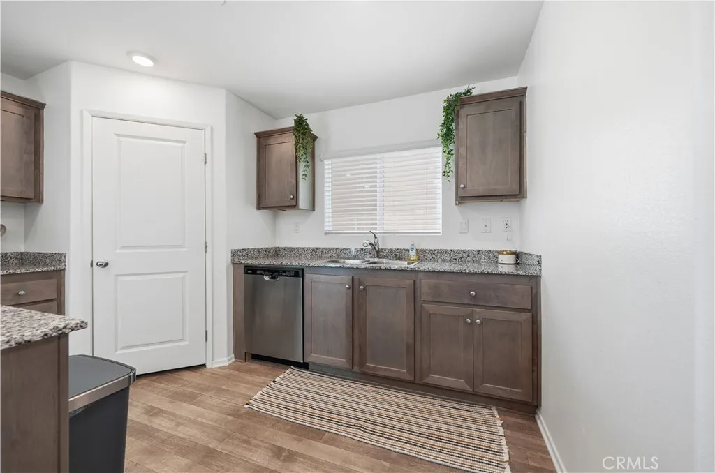 30927 Tempest Court, Winchester, California 92596 home-pic-12