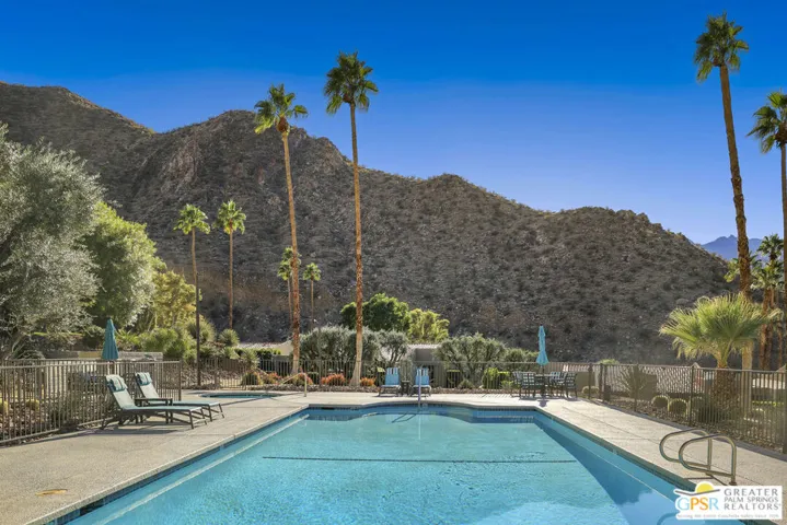 3706 E Bogert Trail, Palm Springs, California 92264