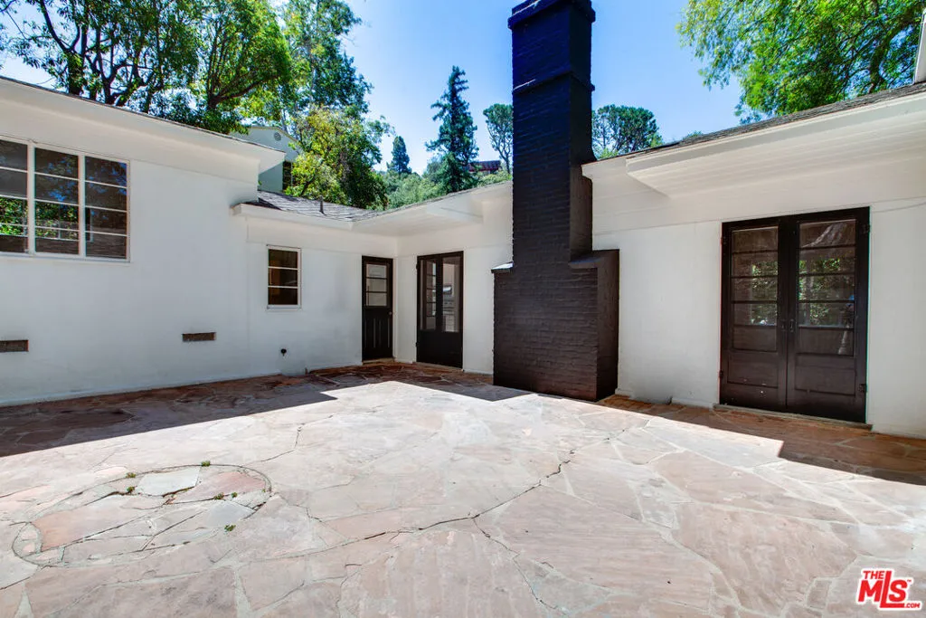 10321 Chrysanthemum Lane, Los Angeles, California 90077 home-pic-27