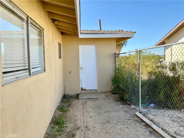 6667 Sage, 29 Palms, California 92277