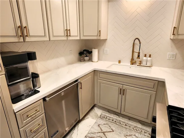 820 S Bedford 105, Los Angeles, California 90035