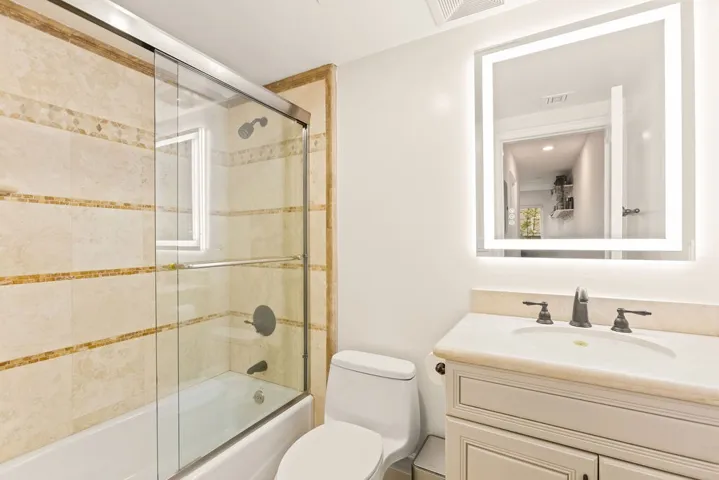 820 S Bedford 105, Los Angeles, California 90035