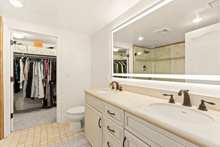 820 S Bedford 105, Los Angeles, California 90035