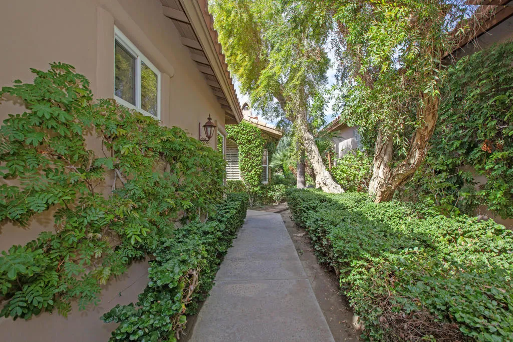 78930 Rancho La Quinta Drive, La Quinta, California 92253 home-pic-13