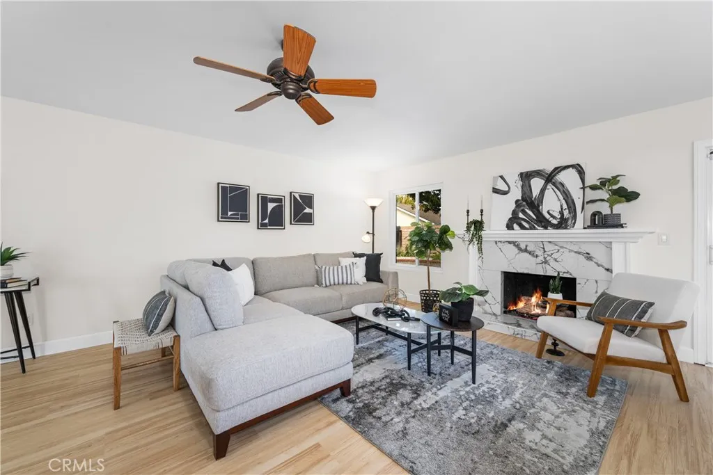 930 Helena Circle, Costa Mesa, California 92626 home-pic-20