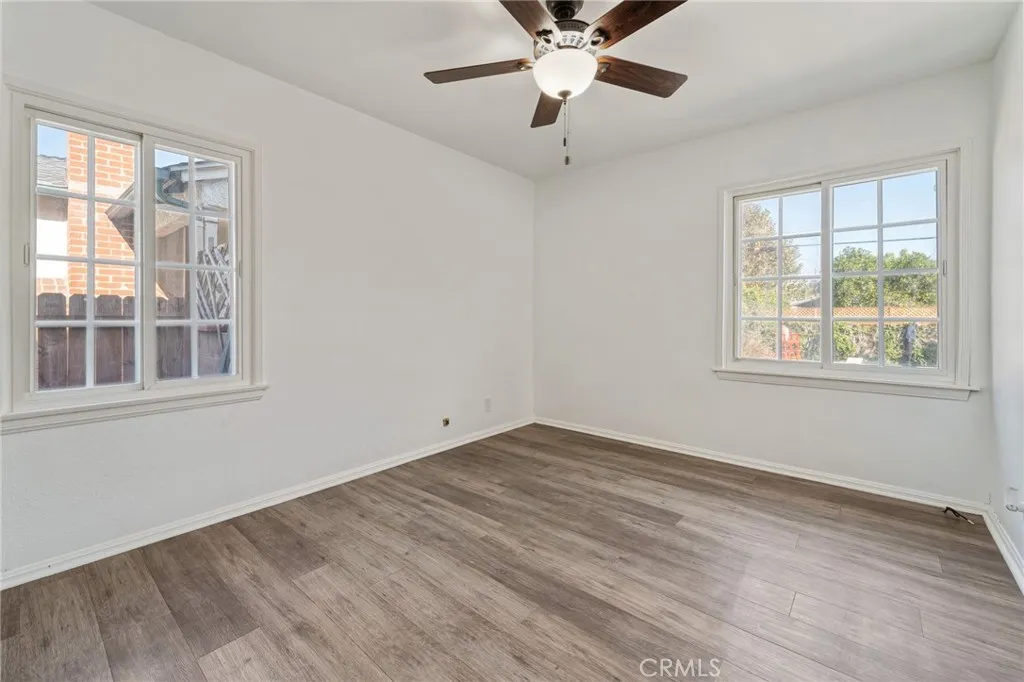 1710 N Evergreen Street, Burbank, California 91505 home-pic-15