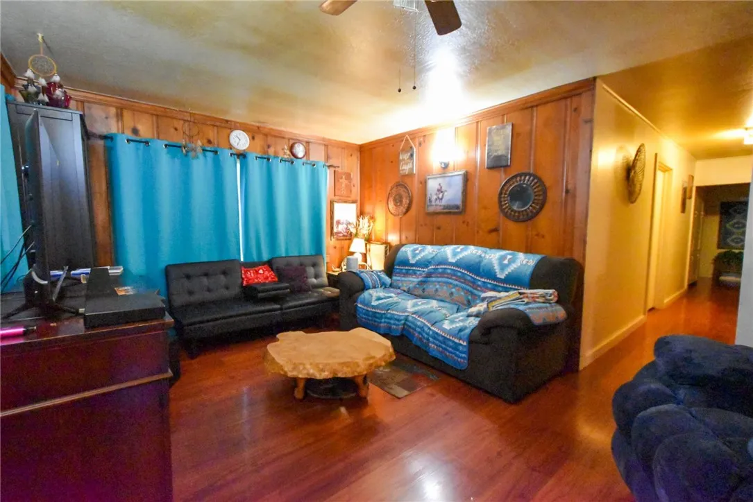 149 Diggles St, Etna, California 96027 — photo 4