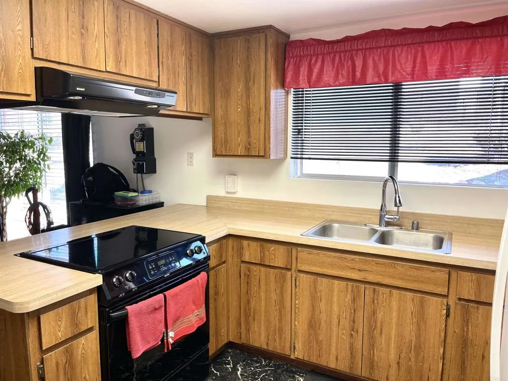 1902 Tierra Del Sol Road, Boulevard, California 91905 home-pic-8