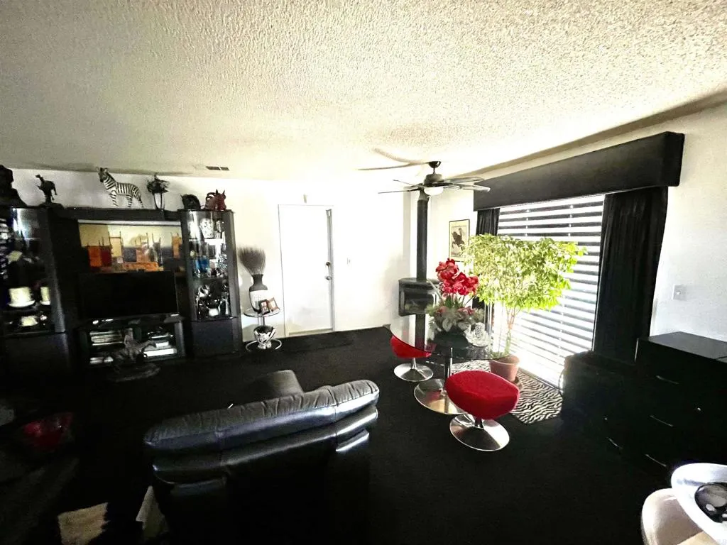 1902 Tierra Del Sol Road, Boulevard, California 91905 home-pic-25