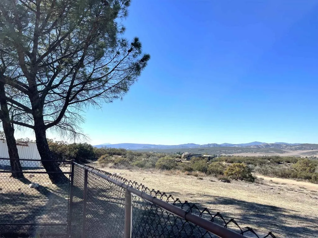 1902 Tierra Del Sol Road, Boulevard, California 91905 home-pic-34
