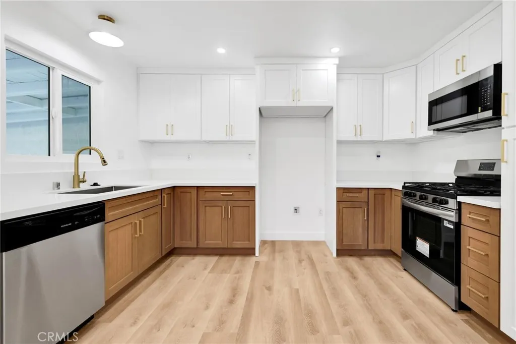 1006 Van Pelt, East Los Angeles, California 90063 home-pic-10