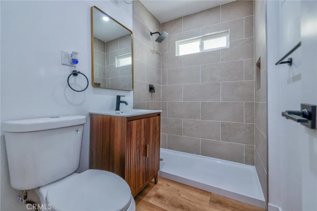 1006 Van Pelt, East Los Angeles, California 90063 home-pic-28