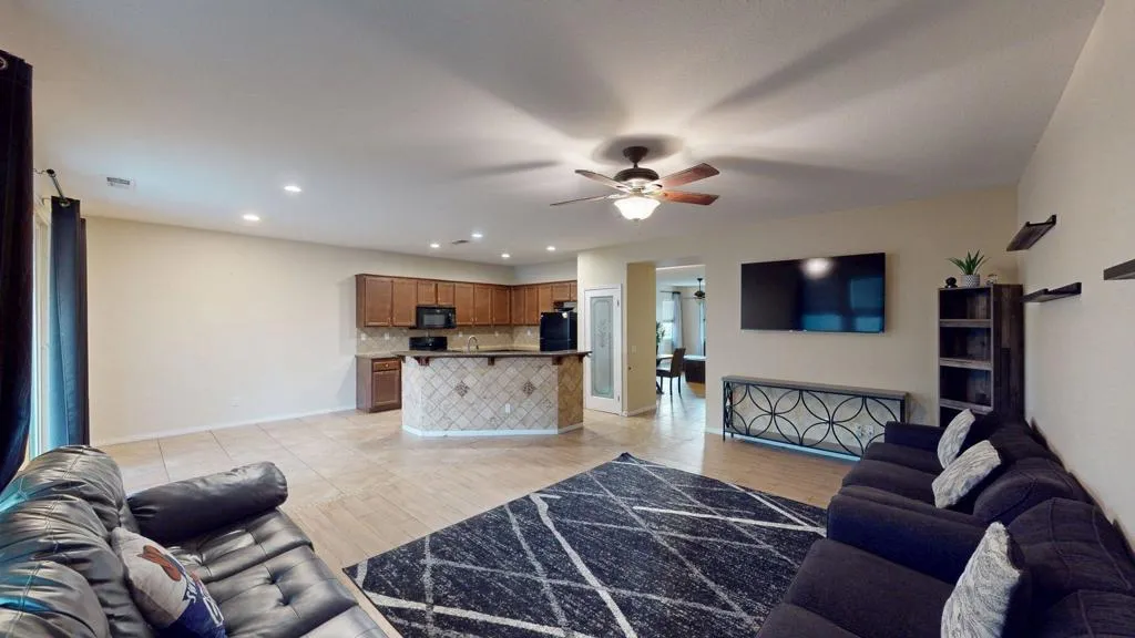 41126 Maxwell Court, Indio, California 92203 home-pic-7
