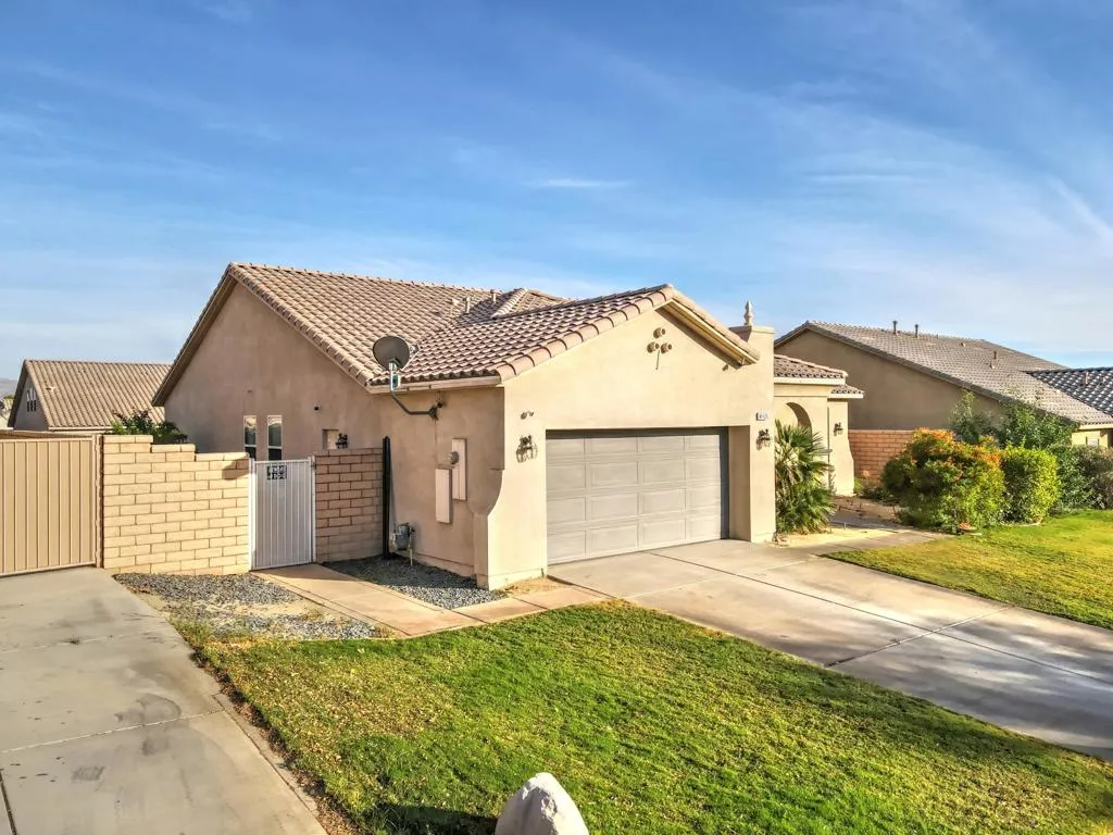 41126 Maxwell Court, Indio, California 92203 home-pic-1