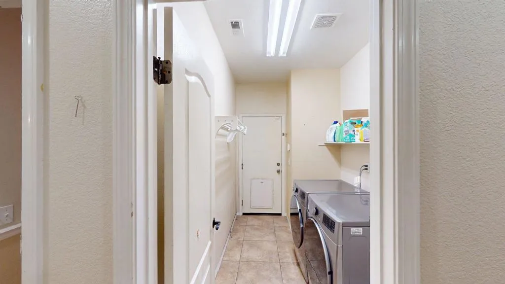 41126 Maxwell Court, Indio, California 92203 home-pic-24