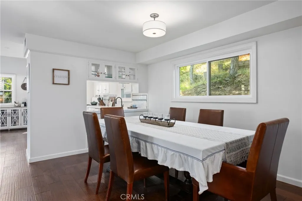 9729 Marcus Lane, Tujunga, California 91042 home-pic-13