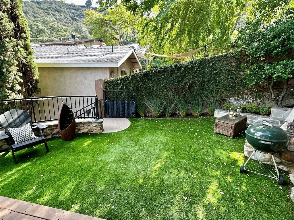 9729 Marcus Lane, Tujunga, California 91042 home-pic-51