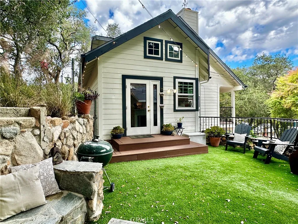 9729 Marcus Lane, Tujunga, California 91042 home-pic-47