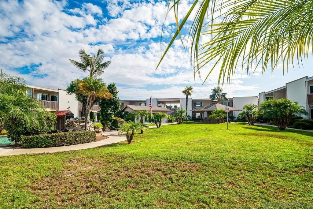 , Chula Vista, California 91911 home-pic-35