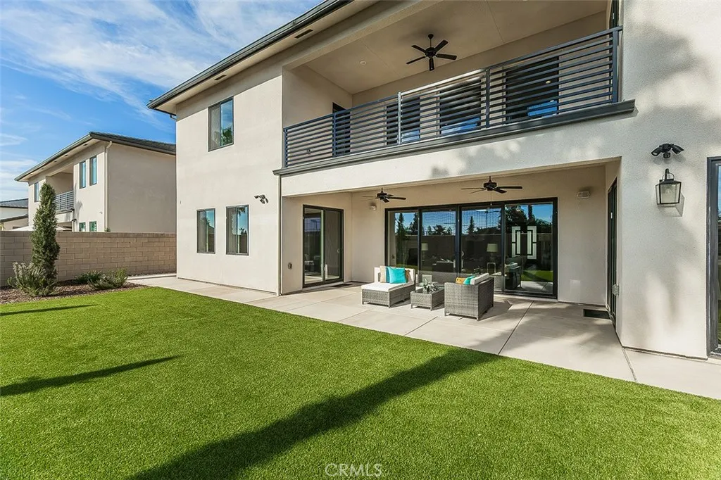 2315 E Courtside Drive, Fresno, California 93730 home-pic-52