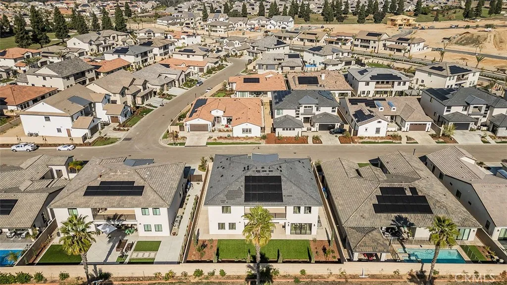 2315 E Courtside Drive, Fresno, California 93730 home-pic-66