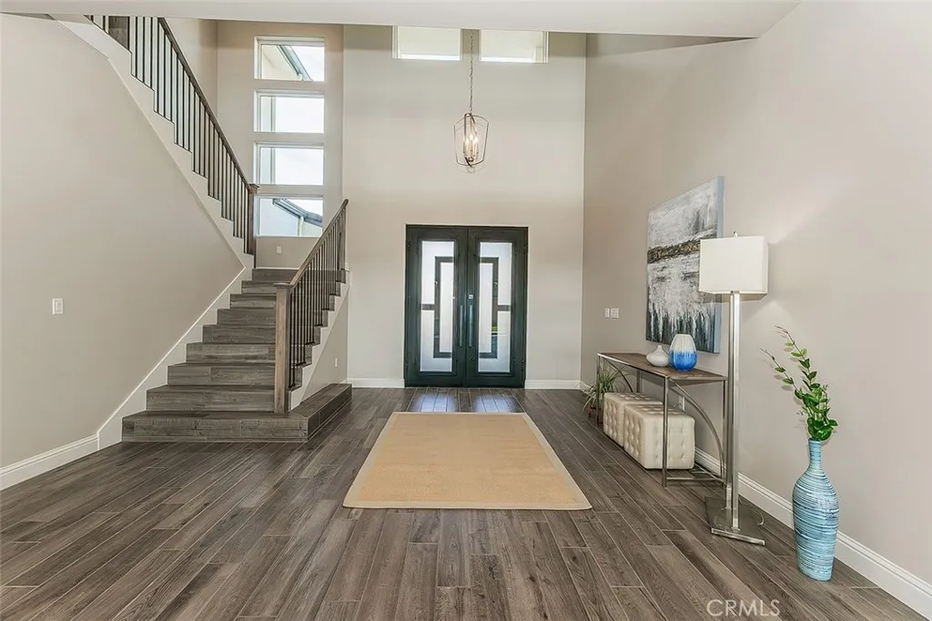 2315 E Courtside Drive, Fresno, California 93730 home-pic-4