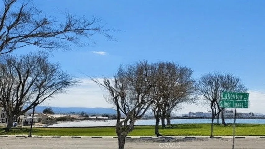 27428 Outrigger Lane, Helendale, California 92342