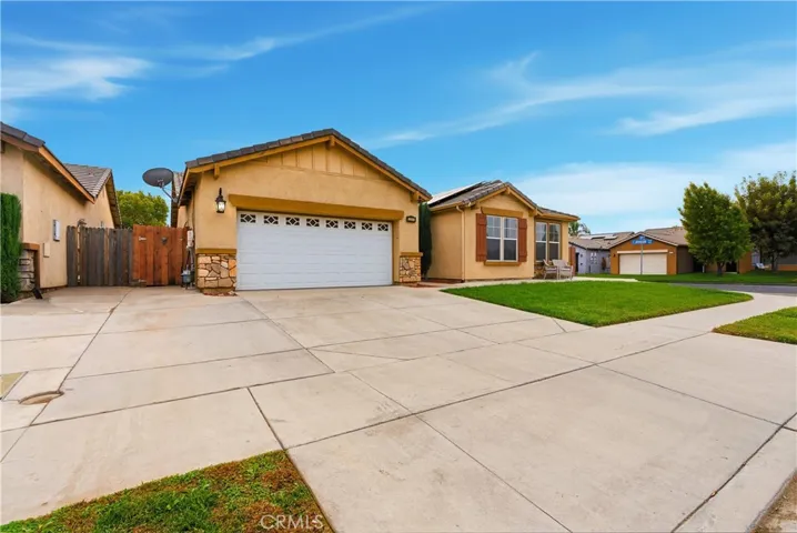 2605 Hoyt Avenue, Tulare, California 93274