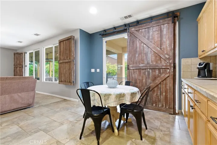 2605 Hoyt Avenue, Tulare, California 93274