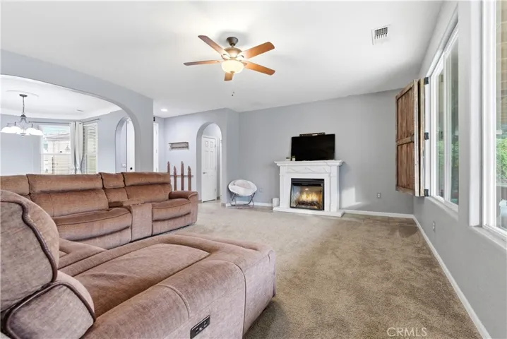2605 Hoyt Avenue, Tulare, California 93274