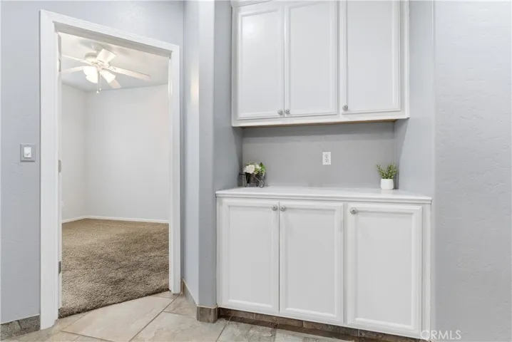2605 Hoyt Avenue, Tulare, California 93274