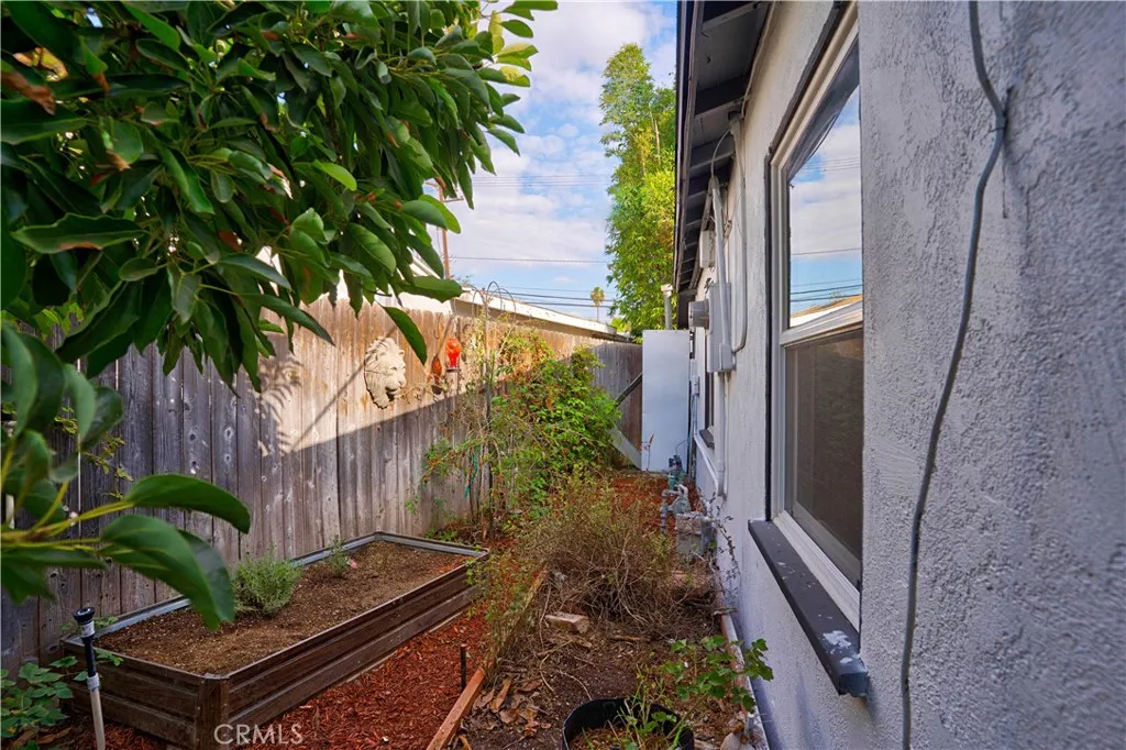 6580 Lake, Riverside, California 92503 home-pic-39